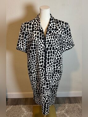 Sandra Ow-Wing for NR1 Vintage Black & Ivory Geo Print Zip-Front Dress One Size